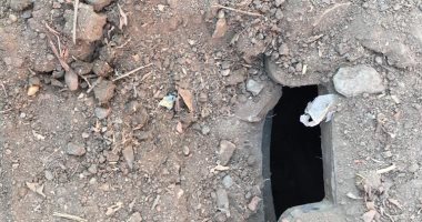 صور.. أهالى قرية ببنها يناشدون محافظ القليوبية بسرعة تركيب أغطية للبالوعات