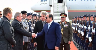 فيديو .. مراسم استقبال رسمية للسيسى فى ألمانيا  