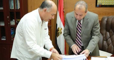 إحلال وتجديد لوحات الجهد المتوسط بقطاع كهرباء كفر الشيخ 