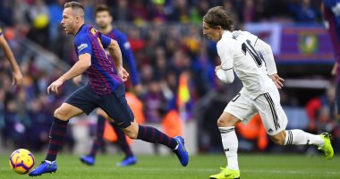 فيديو.. القائم يحرم ريال مدريد من هدف التعادل ضد برشلونة بالدقيقة 56.. فيديو