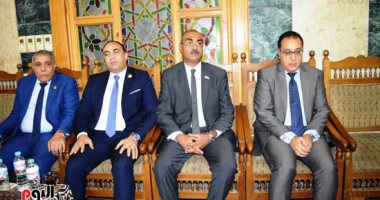 عزاء والدة نائب وزير الإسكان بعمر مكرم بحضور وزراء ورجال الدولة