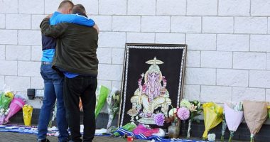 ليستر سيتي يطلب تأجيل مباراة الكأس والجماهير تتوافد على الملعب.. فيديو