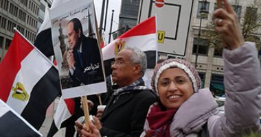 وقفة للمصريين فى ألمانيا لتحية الرئيس السيسى