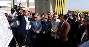 رئيس الوزراء: الدولة تولى اهتماما كبيرا بمشروعات الصرف الصحى خاصة بقرى مصر