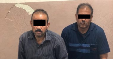 صور.. مباحث المرور تضبط عاطلان تخصصا فى تزوير المستندات وبيعها للمواطنين