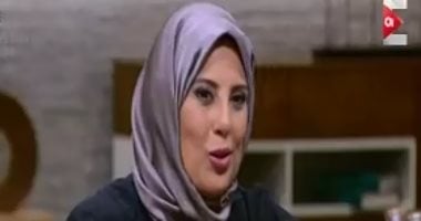 مدربة أنوثة بـ"كلام ستات": معظم الرجال يريدون السيدات على طبيعتها بدون ماكياج