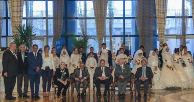 صور..حفل زفاف لـ 100 عريس وعروسة من الأيتام والأسر الأولى بالرعاية بالإسكندرية
