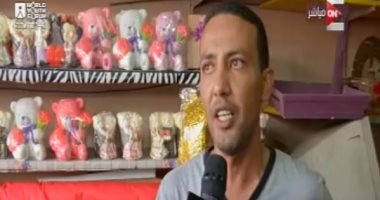 "كل يوم" يعرض تقريراً لشاب يحول ماكينة خياطة إلى آلة لتصنيع الهدايا.. فيديو