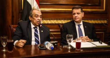 صور.. وزير الزراعة: الرئيس السيسى مهد الطريق لتعميق العلاقات المصرية بالدول الأفريقية 