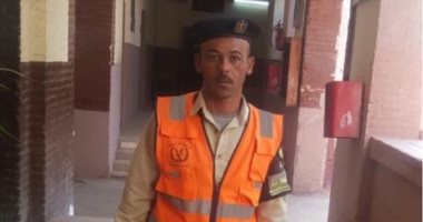 مش كلهم حاتم .. أمين شرطة يعيد حافظة نقود بها 6 آلاف جنيه لصاحبها 