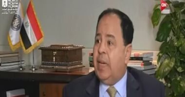 وزير المالية لـ"كل يوم": تشكيل لجنة مشتركة لدراسة وضع الأجور بتوجيه رئاسى