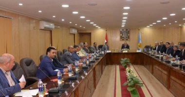 محافظ أسيوط يلتقى نواب البرلمان ويؤكد إعلاء المصلحة العامة للمواطنين