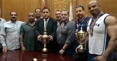 رئيس السكة الحديد يكرم منتخب الهيئة فى كمال الأجسام لحصوله على بطوله الجمهورية