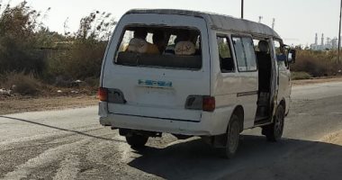 قارئ يرصد ميكروباص بدون أبواب وشبابيك بمنطقة عبد القادر فى العامرية