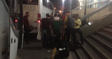 صور.. مطار القاهرة يستقبل 230 مشجعا تونسيا لحضور مباشرة الأهلى والترجى