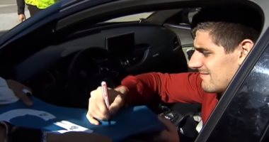 فيديو.. لمحة إنسانية رائعة من كورتوا قبل تدريبات ريال مدريد 
