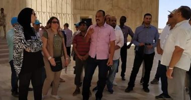 صور.. 211 شابا وفتاة يمثلون 20 دولة عربية فى زيارة للسد العالى