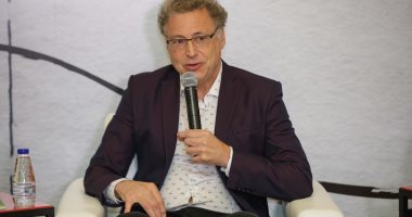 كاتب أمريكى: التغيرات المتسارعة فى عالمنا تفرض تحديات جديدة على الأفراد