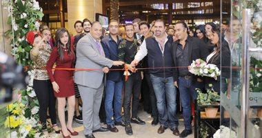نجوم الفن والإعلام يشاركون ياسر سليم افتتاح بوسبورس فى مول مصر