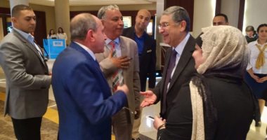 وزير الكهرباء يتفقد " تأمين الطاقة " لمنتدى شباب العالم بشرم الشيخ 