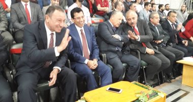 وزير الرياضة يهنئ الأهلى بفوزه فى  ذهاب نهائي دورى الابطال 