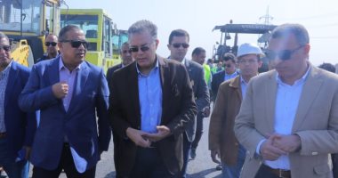 وزير النقل يتفقد أعمال إنشاء طريق داعم للدائرى بطول30 كم وتكلفة 150 مليون جنيه