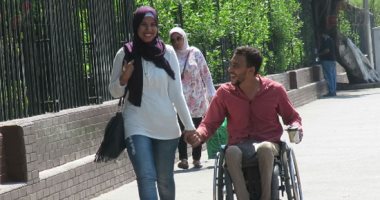 صورة اليوم.. الحب على الطريقة المصرية.. تضحية ووفاء لآخر المشوار