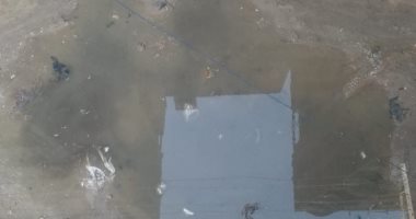 غرق شارع حمودة فى الطوابق بمياه الصرف .. والأهالى: "منازلنا وأرواحنا فى خطر"