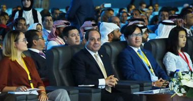 السيسى يحذر من "الانتحار القومى" ويؤكد: التحرك غير المدروس يفتح باب الجحيم.. الرئيس للمشاركين فى جلسة "ما بعد الحروب والنزاعات": الحفاظ على الدول حق من حقوق الإنسان.. "ومين يدفع 300مليار دولار عشان تعمر سوريا"