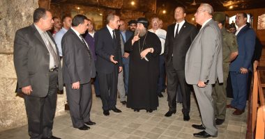 محافظ أسيوط يتفقد دير العذراء بالجبل الغربى وبيت القديسة مريم فى إطار إحياء مسار رحلة العائلة المقدسة