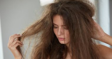 اسباب جفاف الشعر عديدة منها قصور الغدة الدرقية