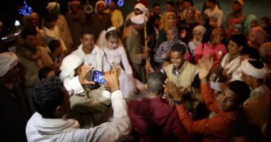 شاهد.. أفراح "العرب الرحالة" شكل تانى