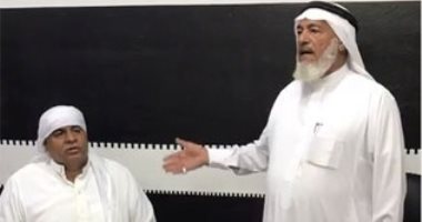 وهل جزاء الإحسان إلا الإحسان.. شاهد هدية سعودى لعامل مصرى بعد خدمة 35 عاما
