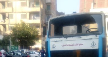استجابة لـ"اليوم السابع".. الدفع بسيارتين لسحب المياه من نفق أبو حشيش