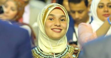 صور..شايفين الأمل بقلبهم.. ابتسامة فتيات ضريرات تكمل نجاح منتدى شباب العالم