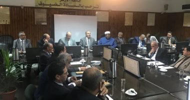 صور.. بدء مجلس جامعة الأزهر الطارئ لبحث تأمين دخول وخروج الطلاب من بوابات الجامعة