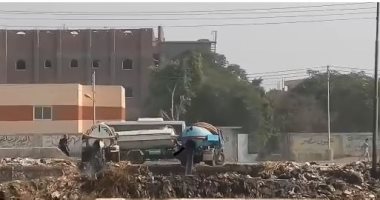 امسك مخالفة: قارئ يرصد سيارة كسح تلقى حمولتها بترعة مزغونة