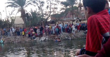 العبور إلى الموت.. "معديات فايد" نعوش متحركة فوق ترعة الإسماعيلية