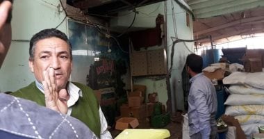 ضبط مصنع منظفات صناعية يصرف مخلفاته على "ترعة رى" بالدقهلية 