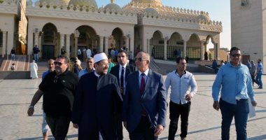 صور.. وزير الأوقاف يتفقد مقر مركز الثقافة الإسلامية لغات بالغردقة