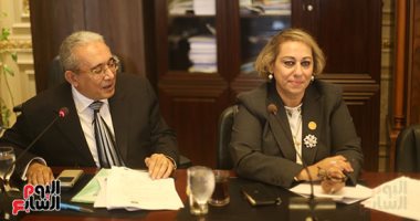 وزارة المالية: نسبة عجز الموازنة العامة للدولة فى تحسن مستمر