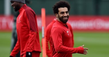 آخر "إفيه".. بعد ساعات من هدفه العالمى أمام تونس.. مديرية شباب الغربية تستبعد محمد صلاح من كشوف الناخبين بمركز  شبابه فى نجريج.. وتبرر: لم يسدد الاشتراكات