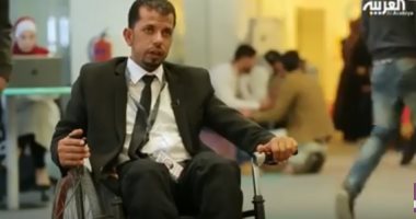 5 إخوة مقعدين يبتكرون كرسيا متحركا لمساعدة ذوى الاحتياجات "فيديو"
