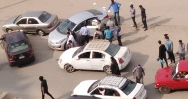 قارئ يشارك بصور حادث اصطدام سيارة دراجة طفل بالنزهة الجديدة
