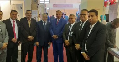 صور.. رئيس جامعة الأزهر يتفقد أجنحة التايكو بمعرض القاهرة الدولى للابتكار