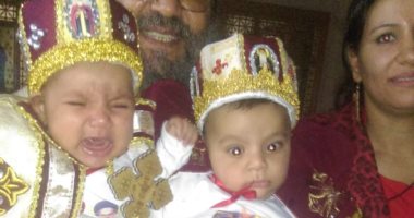"نوفير وفلوباتير" أصغر ناجيين فى حادث أوتوبيس المنيا.. الرضيعان تجاوزا الحادث الإرهابي بمعجزة.. النزول تحت الكراسى أنقذ حياة الطفلين.. وأحد المصابين يروى تفاصيل الرعب والدم ويؤكد: سأزور دير الأنبا صموئيل مجددا 