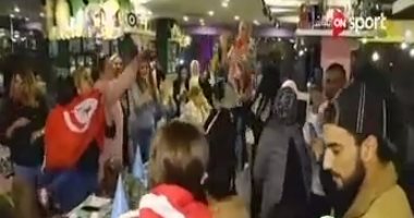 شاهد.. احتفال الجالية التونسية فى مصر بتتويج الترجى بطلاً لأفريقيا