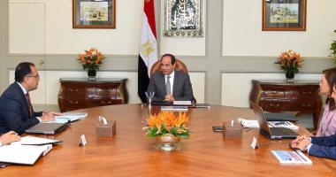 توجيهات مهمة من الرئيس فى اجتماعه بمصطفى مدبولى ووزيرة التخطيط.. السيسي يوجه بالانتهاء من خطوات تشكيل صندوق مصر السيادى.. والاستفادة من تجارب الدول المتقدمة فى منظومة للتميز الحكومى.. وتحقيق نهضة زراعية شاملة