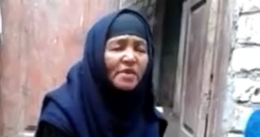 بصوت مميز.. شاهد بساطة سيدة ريفية تبدع فى غناء المواويل الشعبية