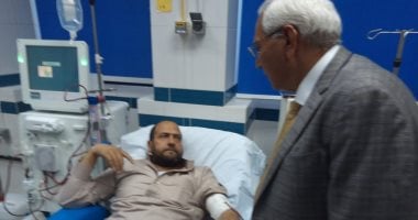 محافظ الدقهلية يتفقد مستشفى ميت سلسيل ويطالب بتنظيم مواعيد الغسيل الكلوى